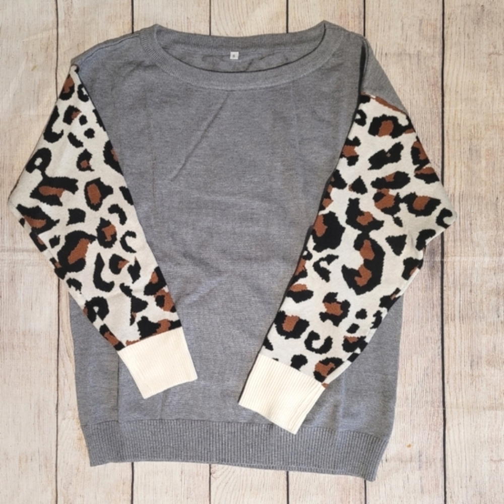 Super Soft🔥Leopard sleeve Sweater Top✨️ - Picture 4 of 14